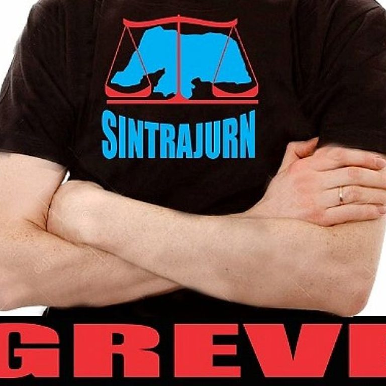 1541