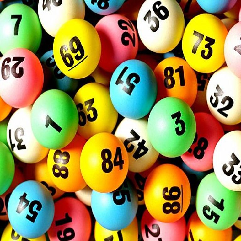 3112